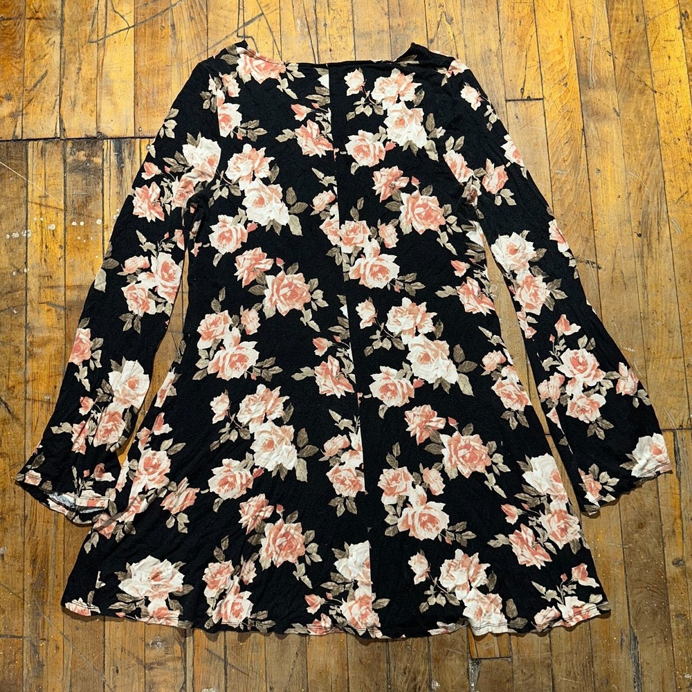 Forever 21‎ Dress Womens Size 22 Black Floral Long Sleeve Round Neck Pullover - Picture 7 of 7
